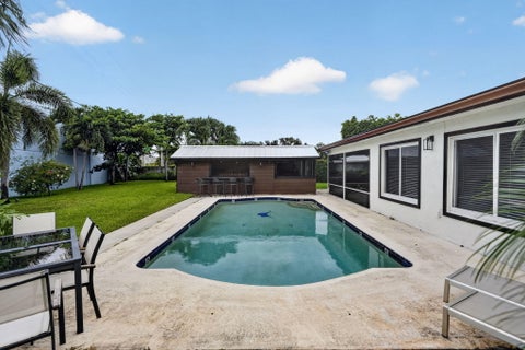 Tiny photo for 10339 Daphne Avenue, Palm Beach Gardens, FL 33410 (MLS # B26037355)