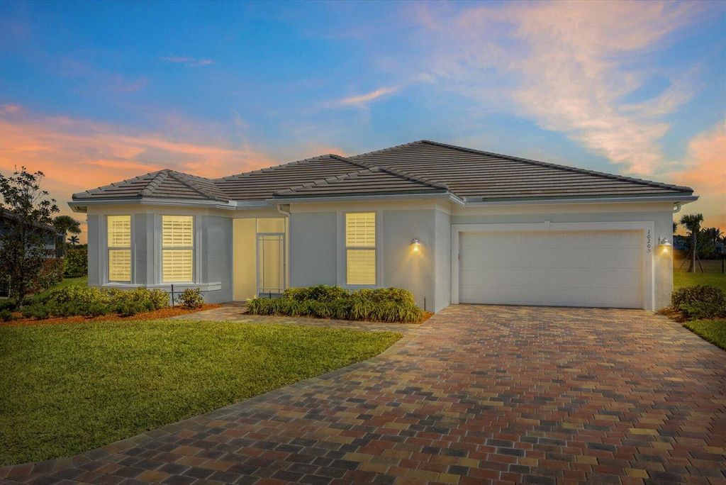 Photo of 10205 SW Pervenche Lane, Port Saint Lucie, FL 34987 (MLS # R11167938)
