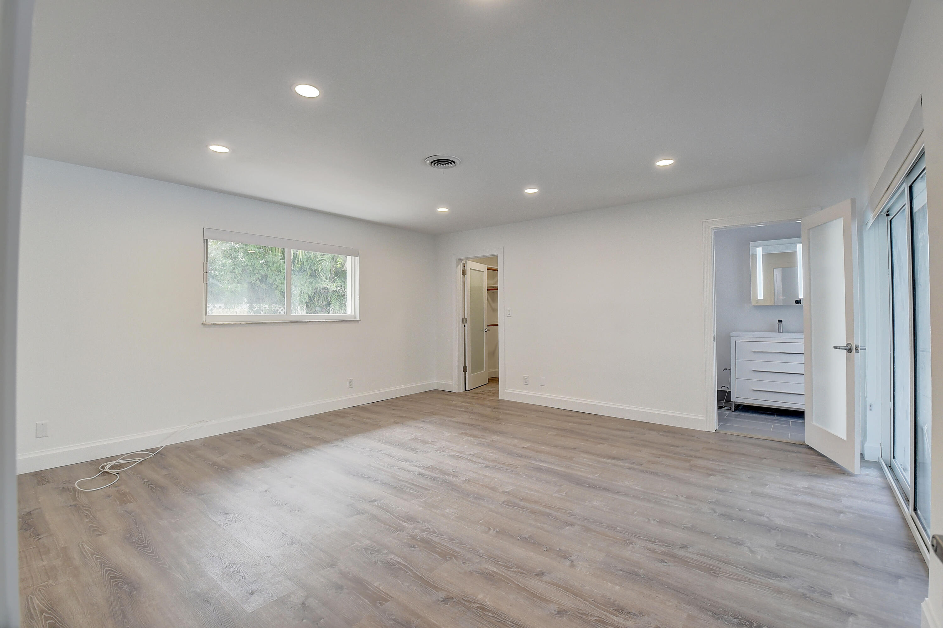 BOCA KEYS - Residential Lease