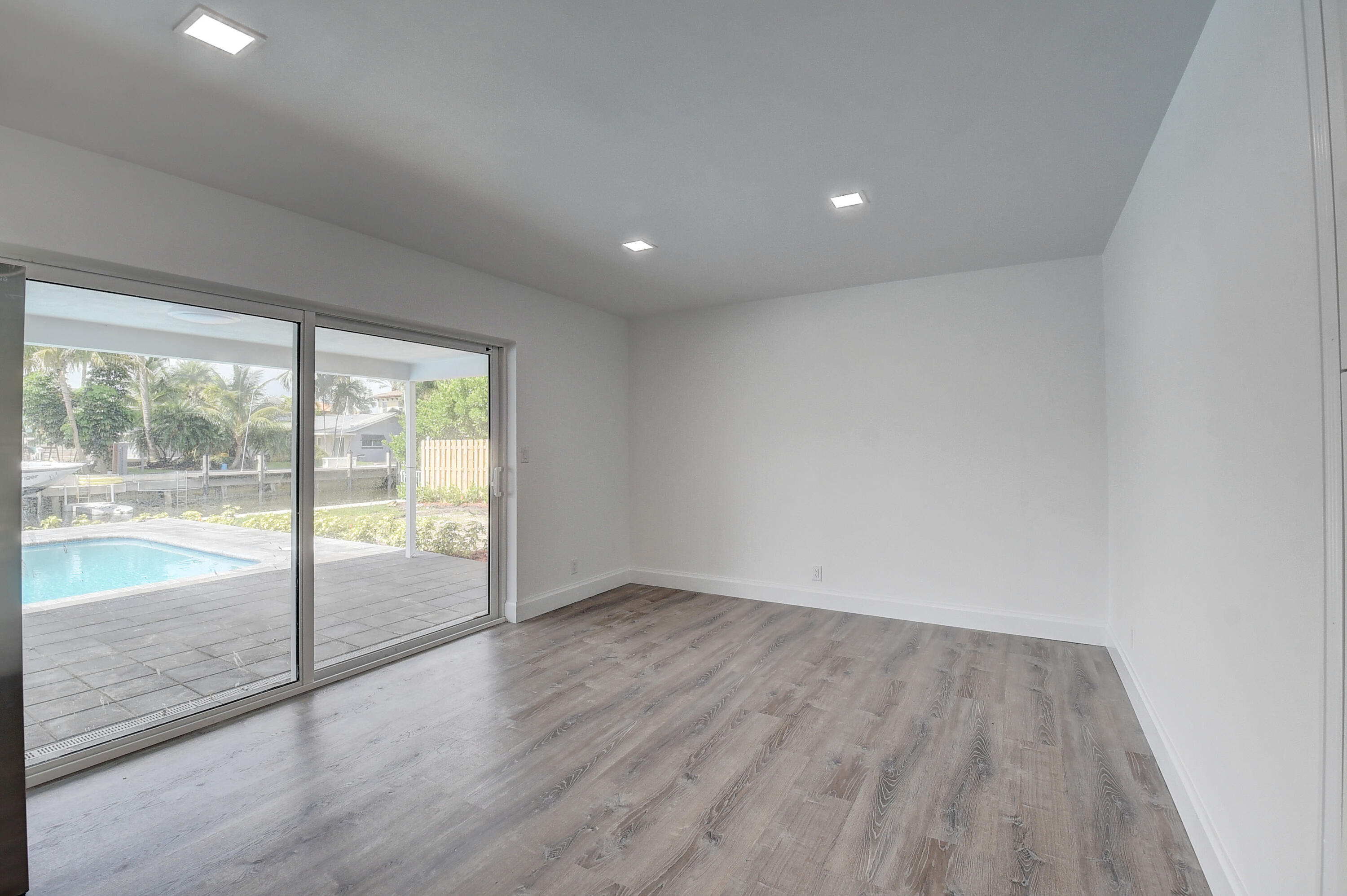 BOCA KEYS - Residential Lease