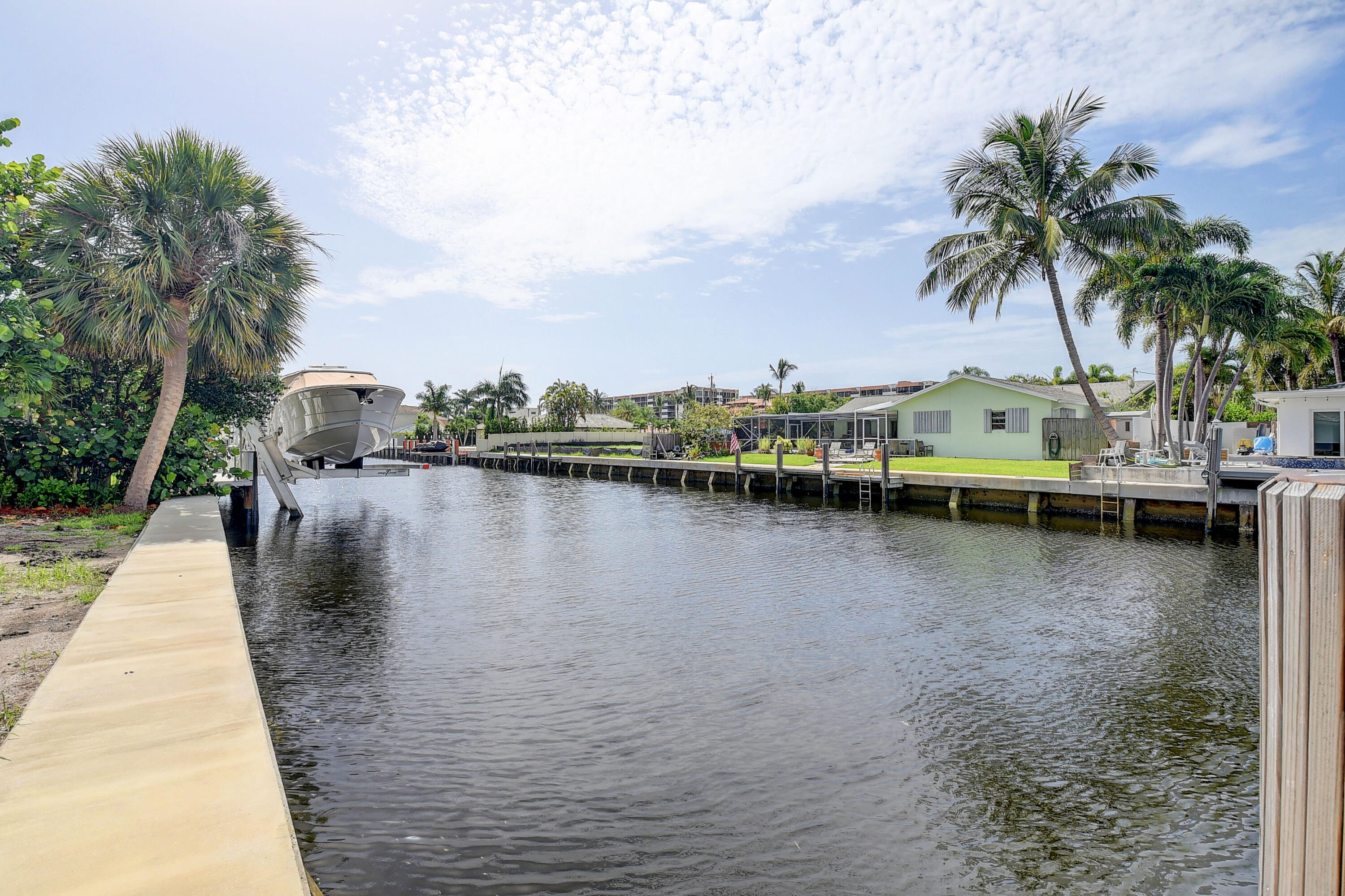 BOCA KEYS - Residential Lease