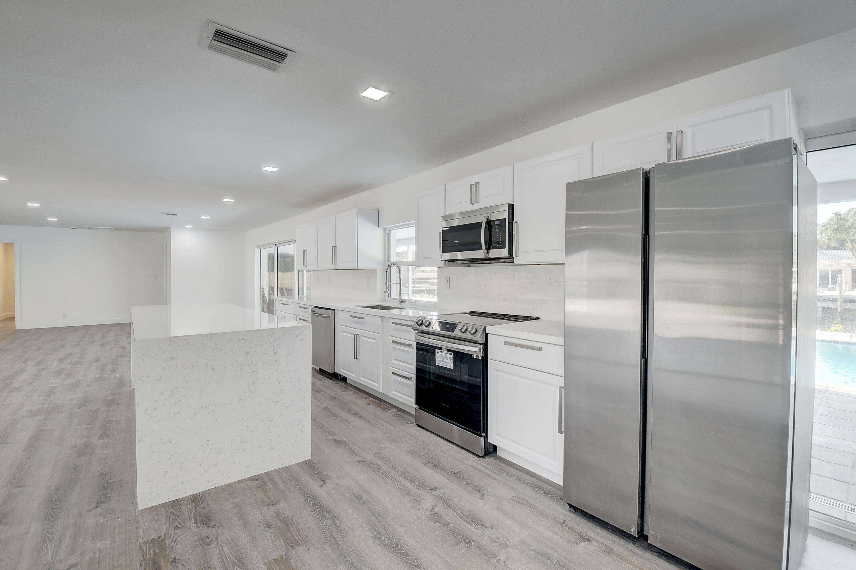 BOCA KEYS - Residential Lease