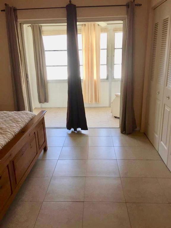 PARKVIEW VILLAS - Residential