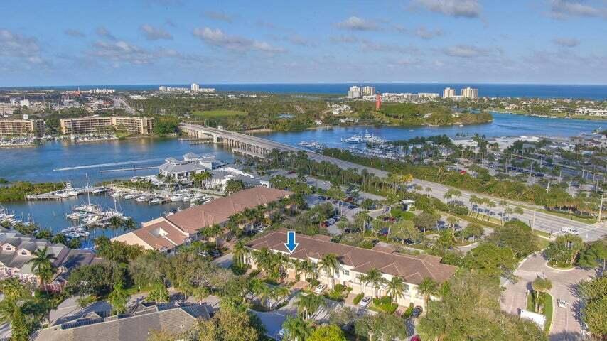 DOCKSIDE AT JUPITER HARBO - Residential Lease