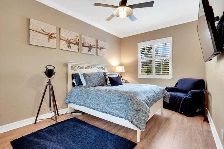 DOCKSIDE AT JUPITER HARBO - Residential Lease