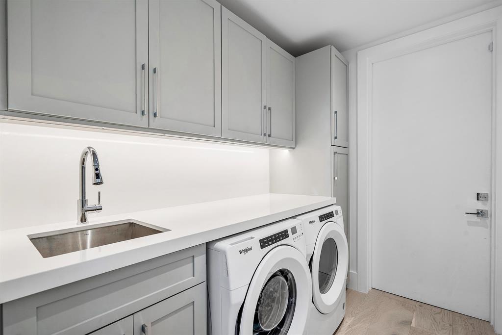 BALLENISLES POD 14 - Residential