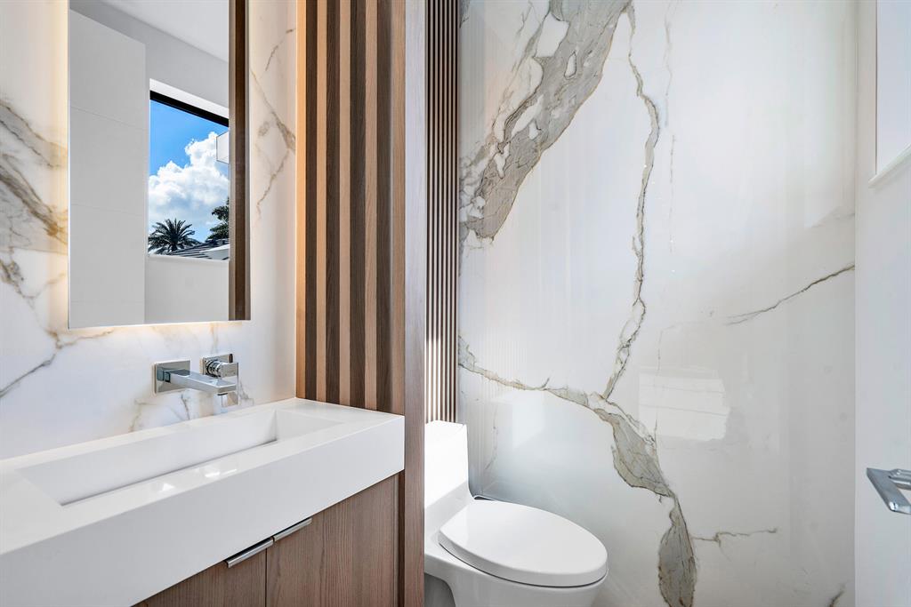 BALLENISLES POD 14 - Residential