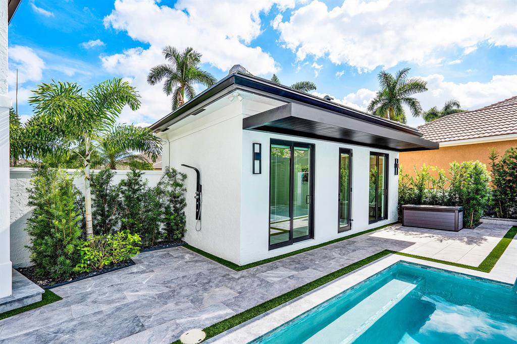 BALLENISLES POD 14 - Residential