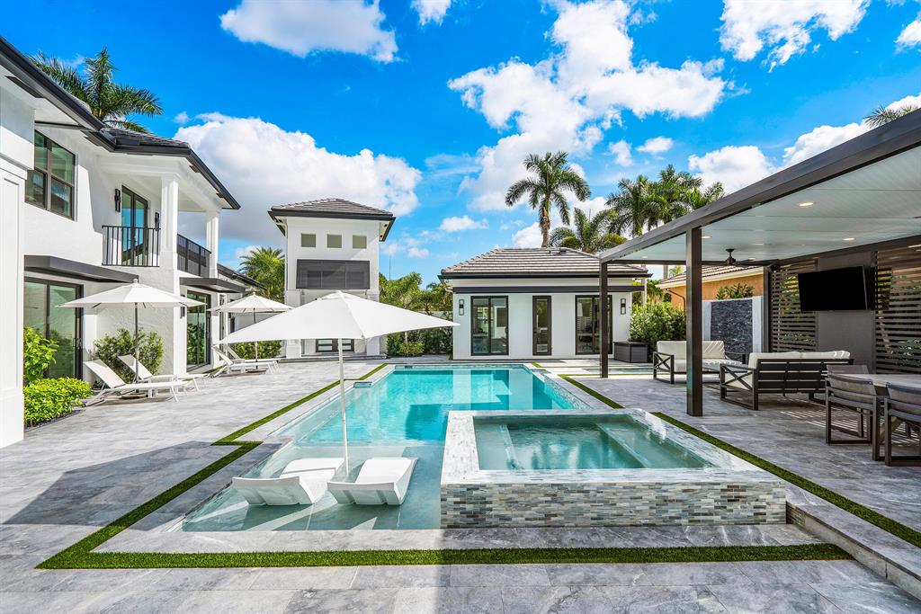 BALLENISLES POD 14 - Residential