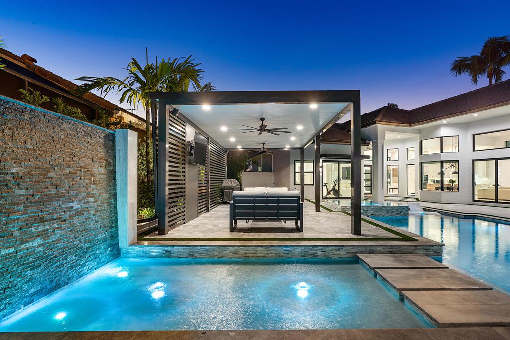 BALLENISLES POD 14 - Residential