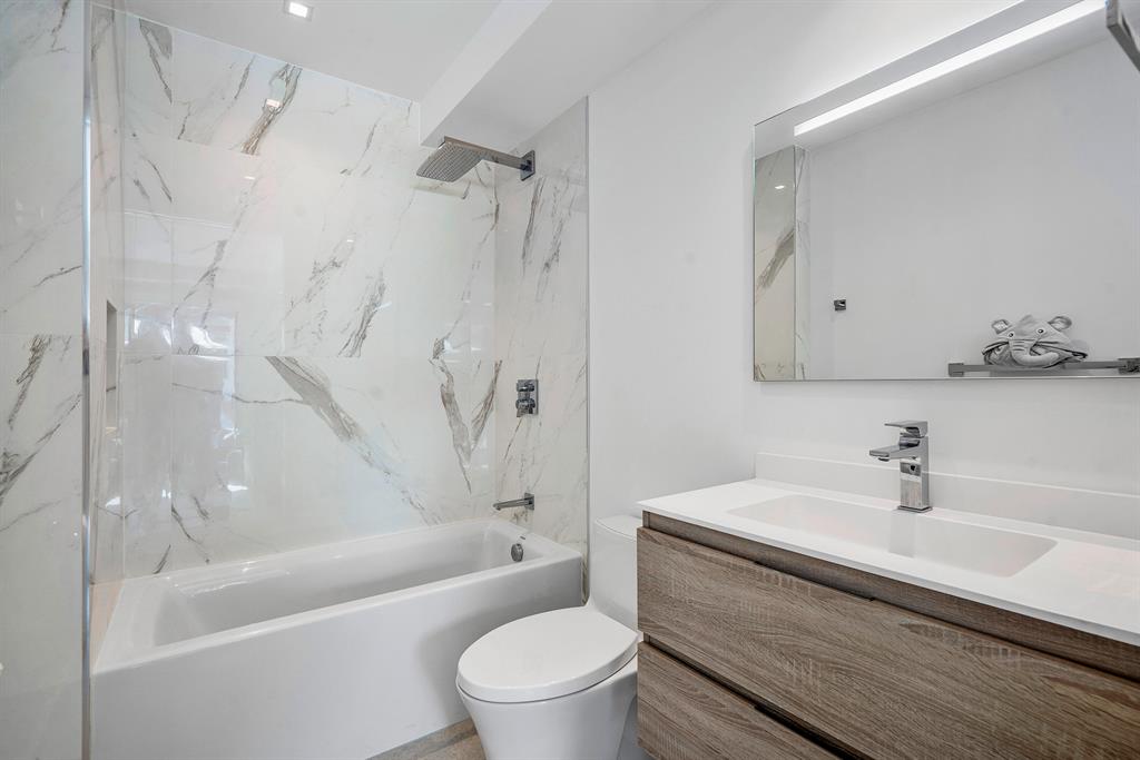 BALLENISLES POD 14 - Residential