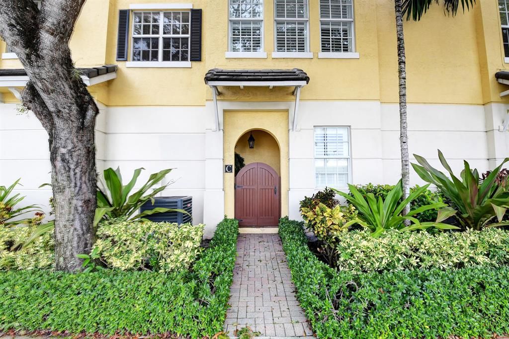 Photo of 285 SE 6th Avenue #C, Delray Beach, FL 33483 (MLS # R10724877)