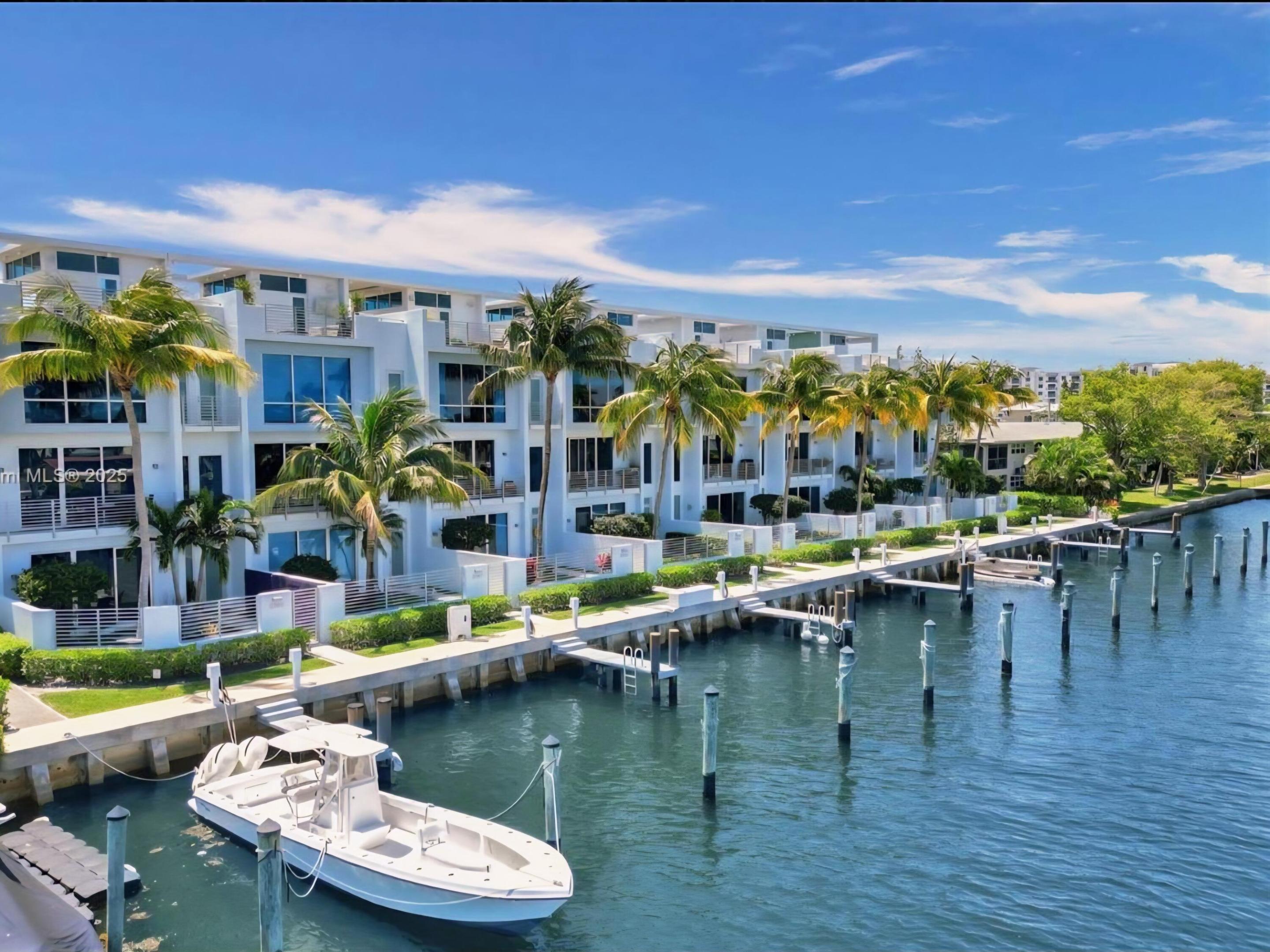 HARBOR VILLAGE SEC - Residential