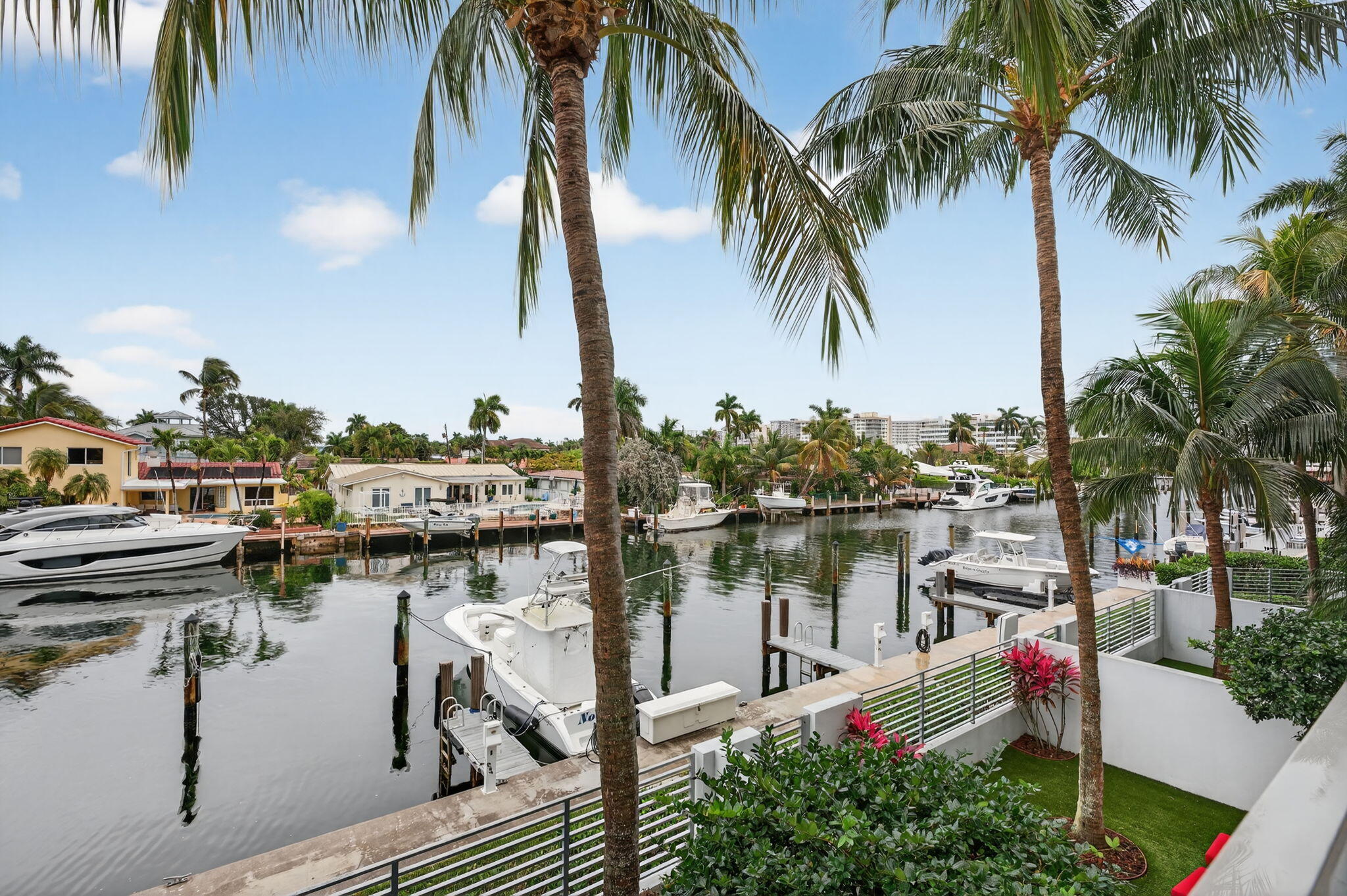 HARBOR VILLAGE SEC - Residential