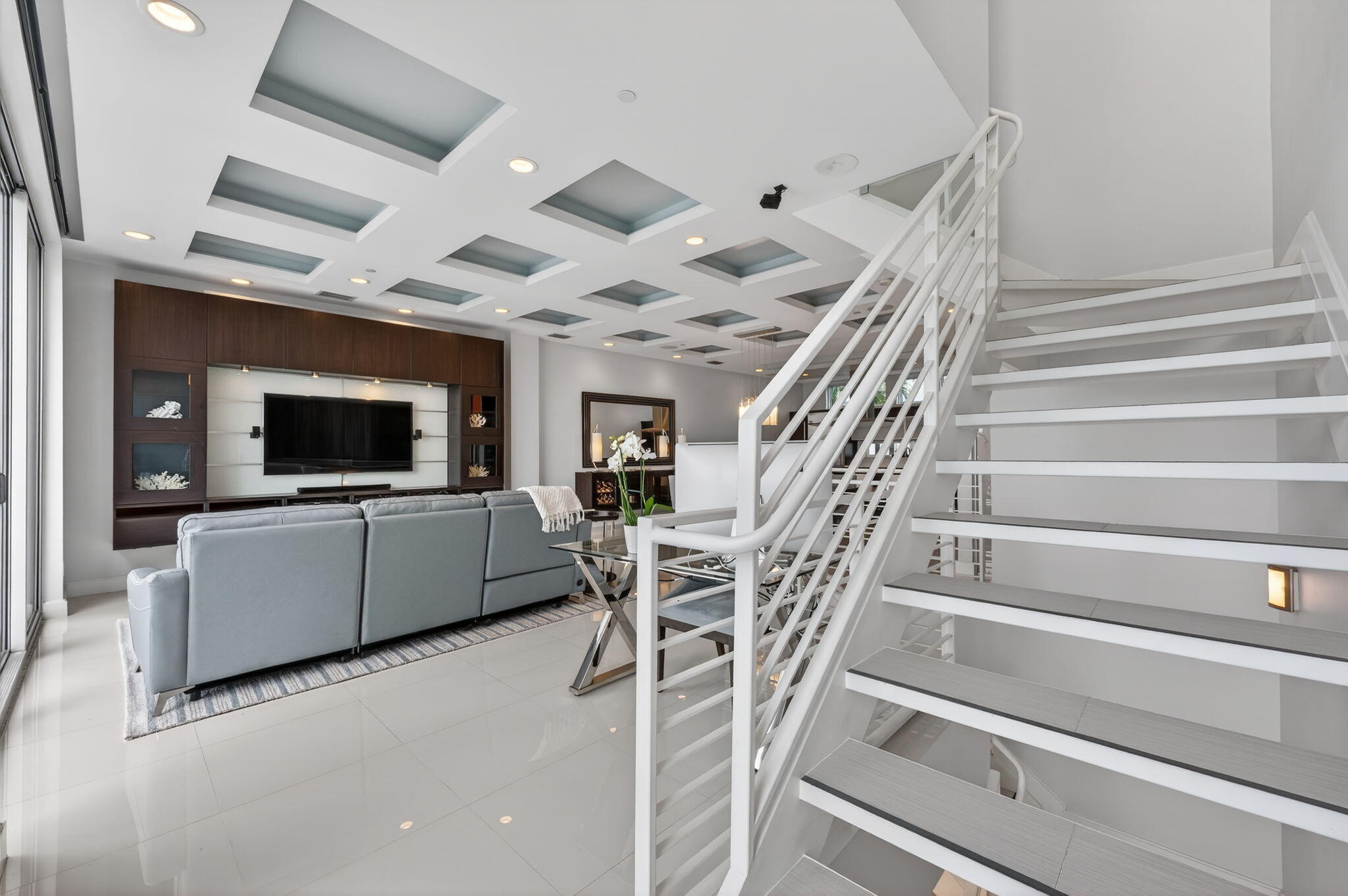 HARBOR VILLAGE SEC - Residential