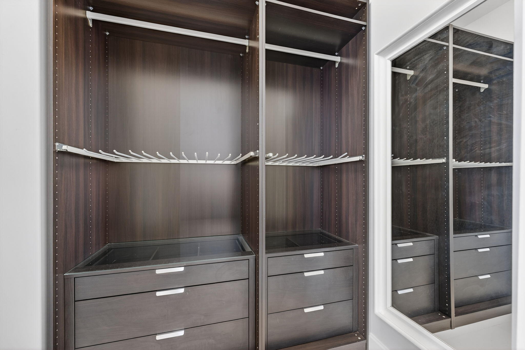 HARBOR VILLAGE SEC - Residential