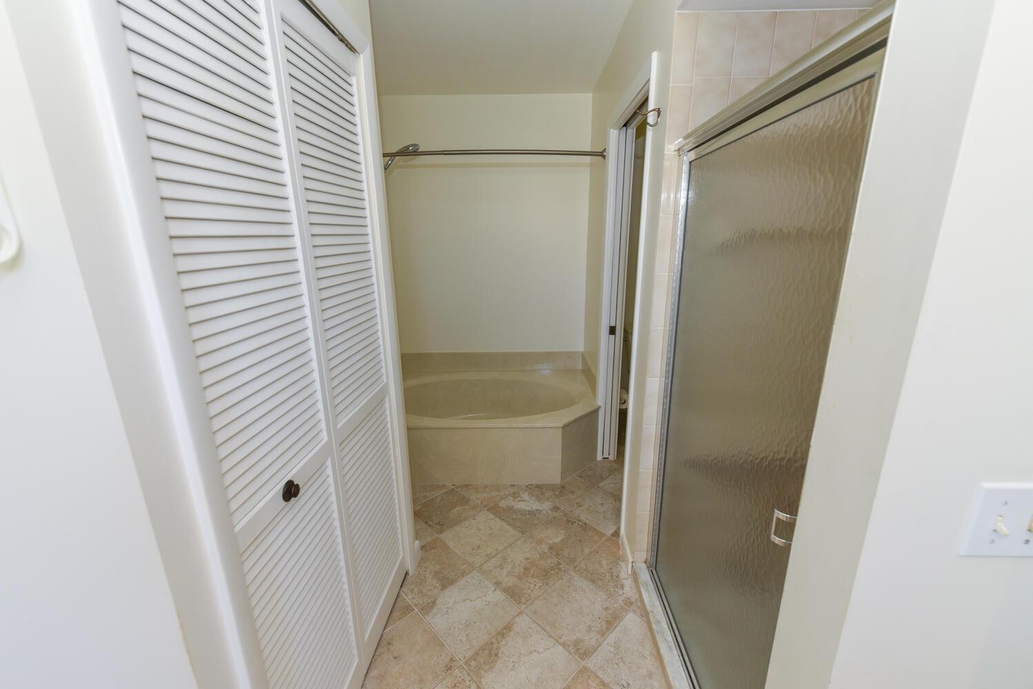 EAGLEWOOD - Residential