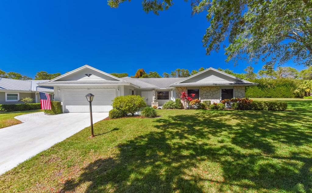 Photo of 12812 SE Royal Troon Court, Hobe Sound, FL 33455 (MLS # R11128684)