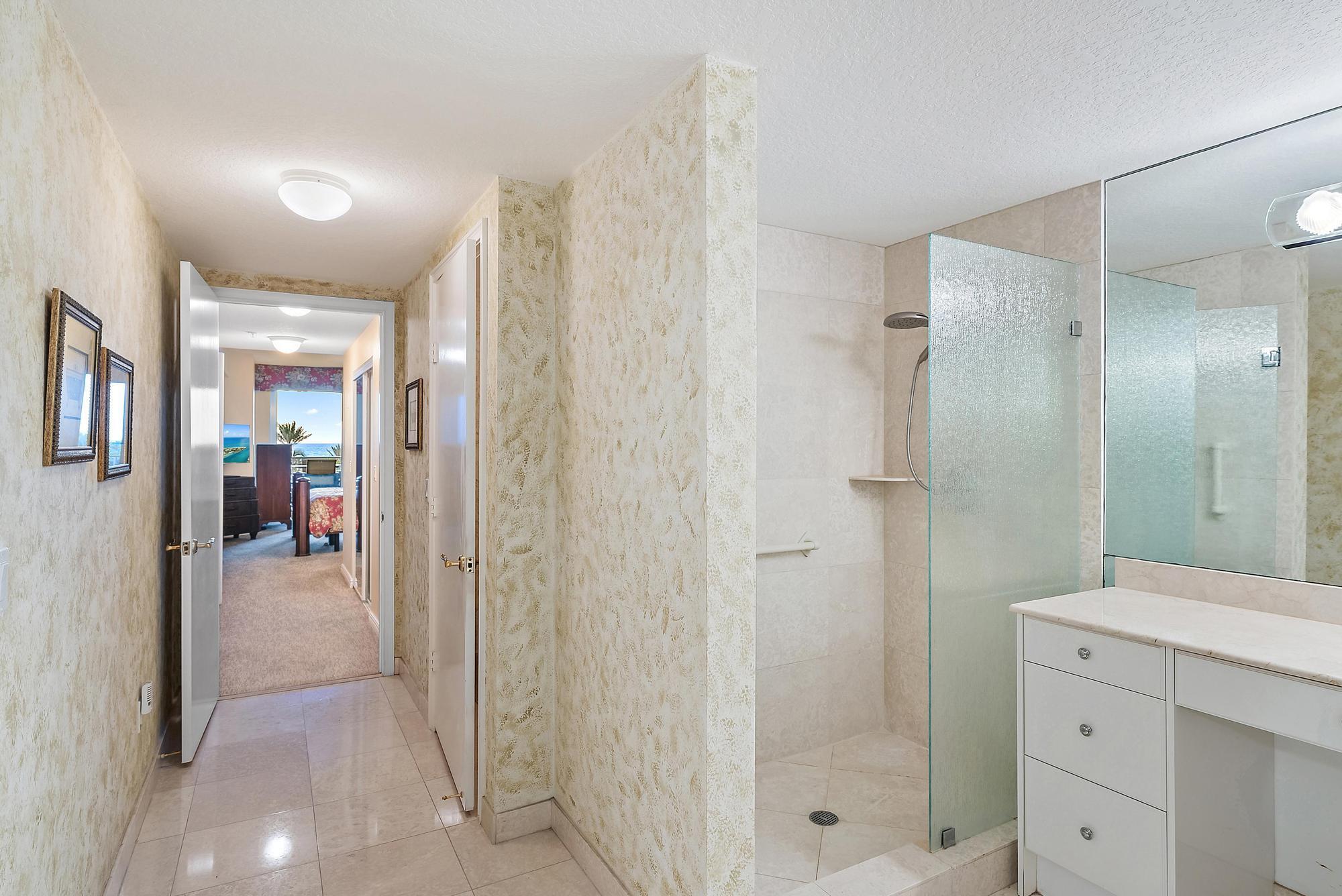 OCEAN ROYALE CONDOMINIUM - Residential