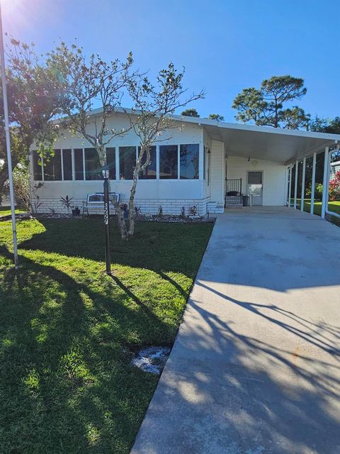 A home in Port St Lucie