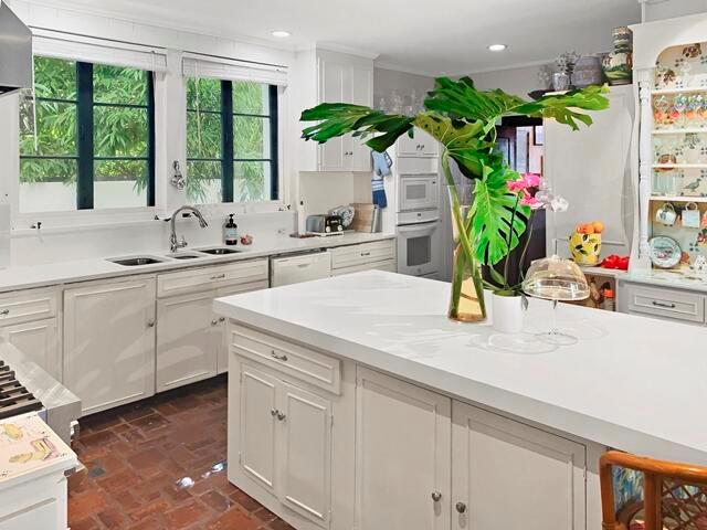 SINGER - Residential Lease