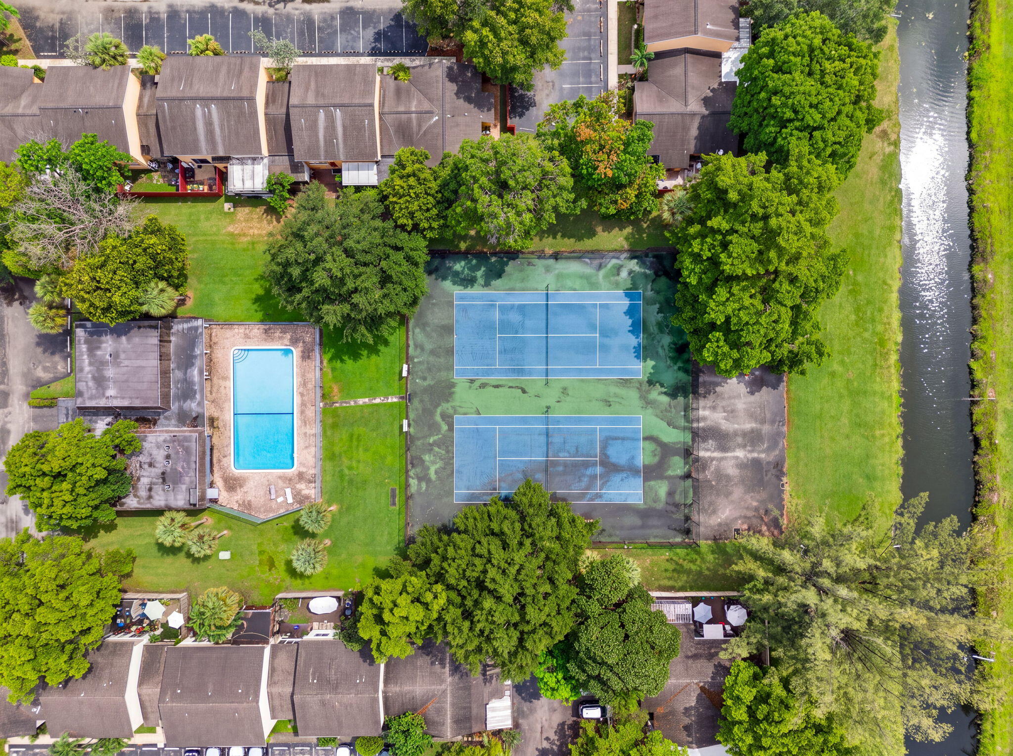 7243 W SUNRISE Boulevard 7243K