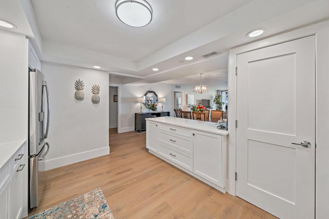 OCEAN TOWERS CONDO APTS - Residential