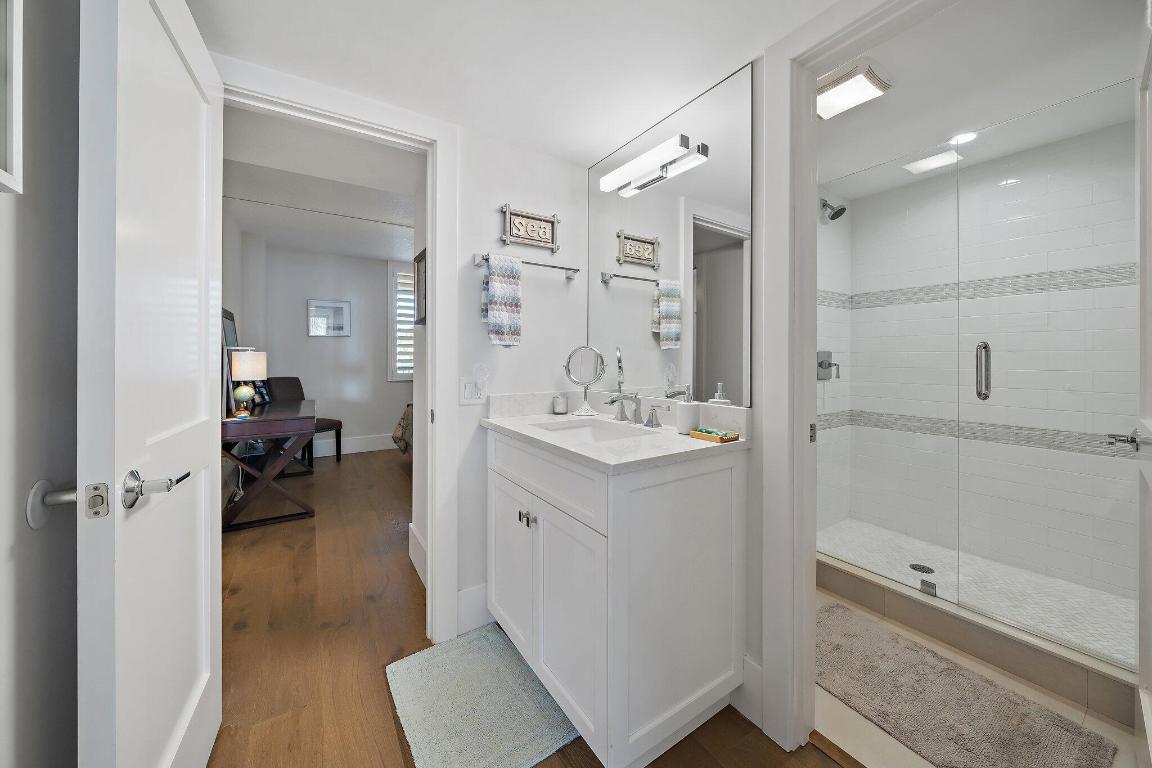 OCEAN TOWERS CONDO APTS - Residential