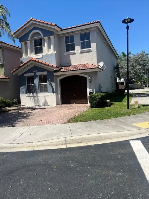 11473 NW 81st Ln Unit 11473, Miami, FL MLS: F10498064