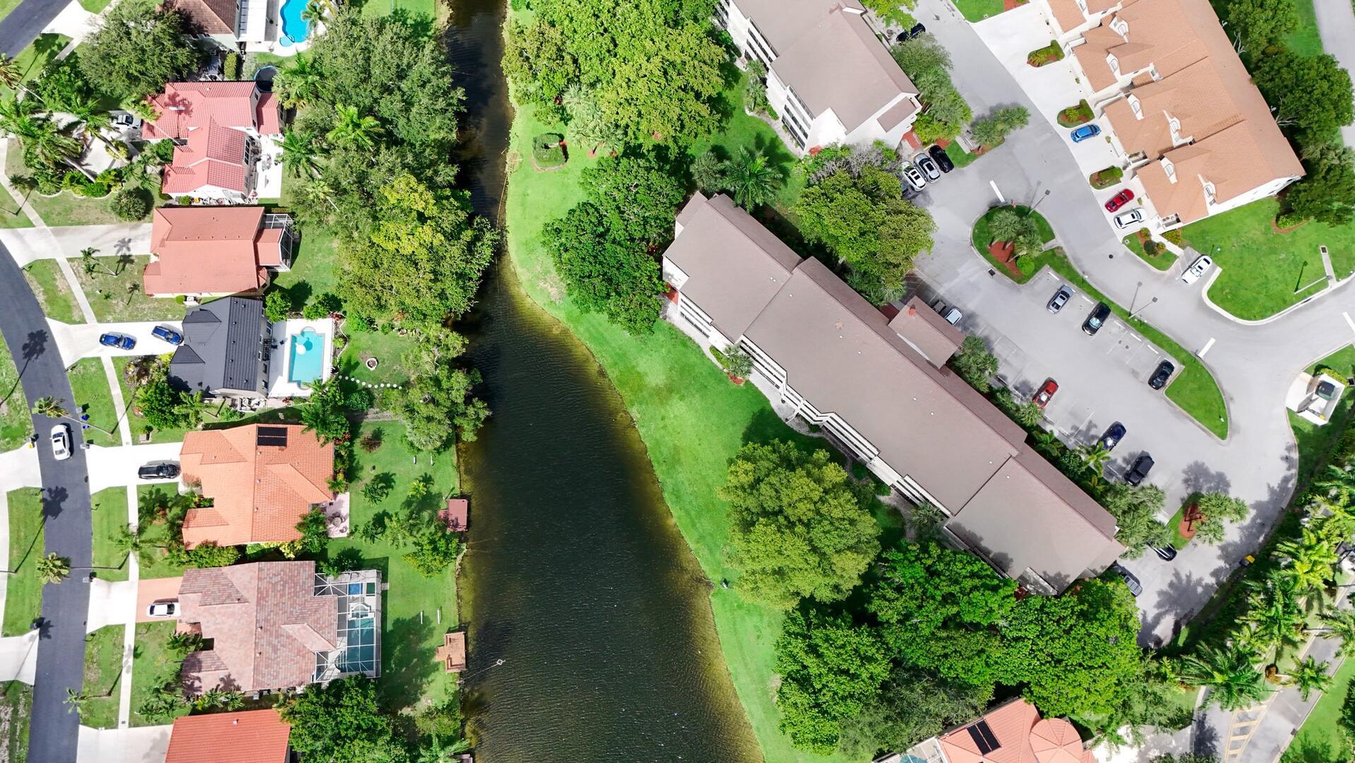SHORES AT WELLINGTON - Residential