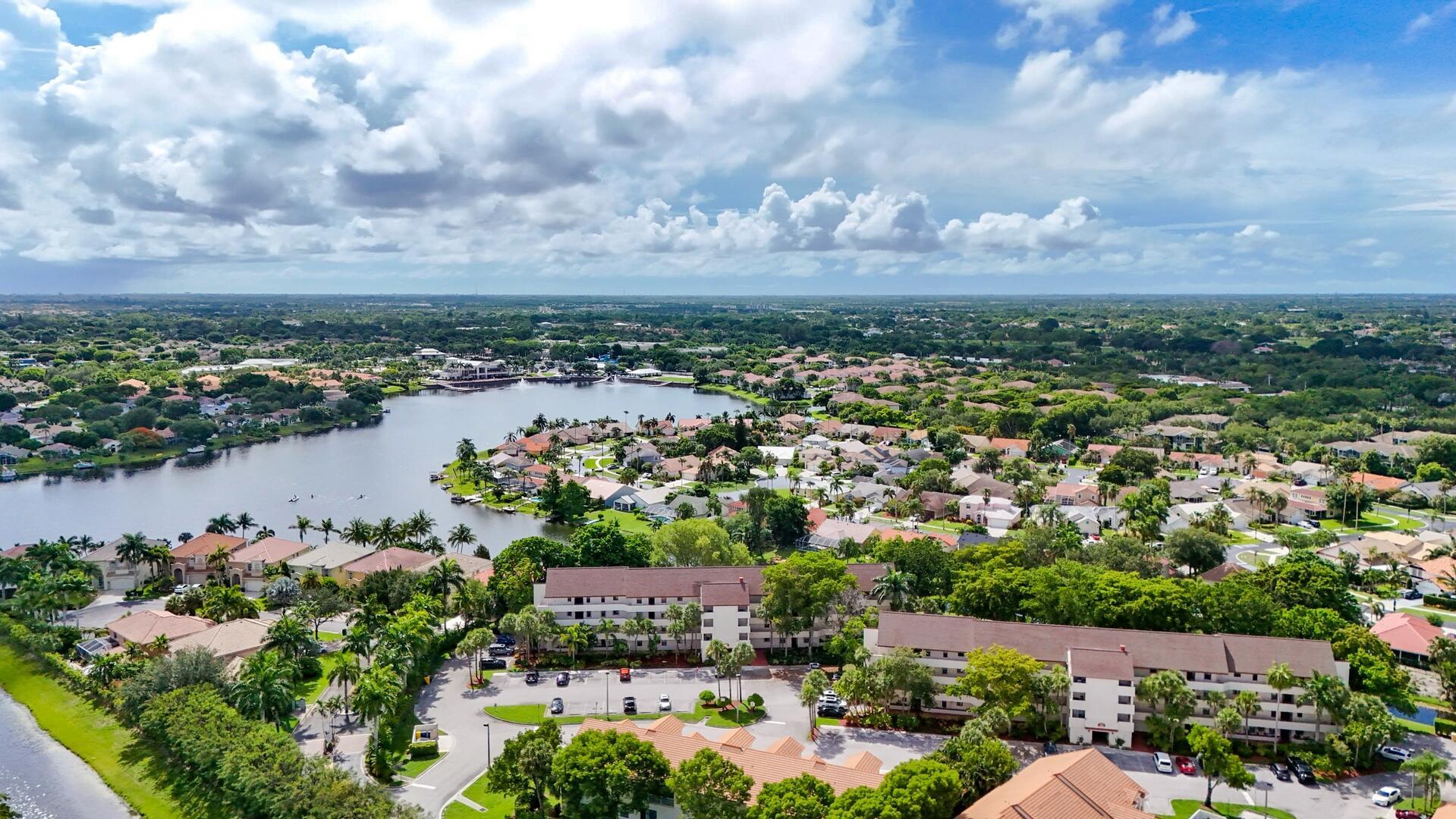 SHORES AT WELLINGTON - Residential