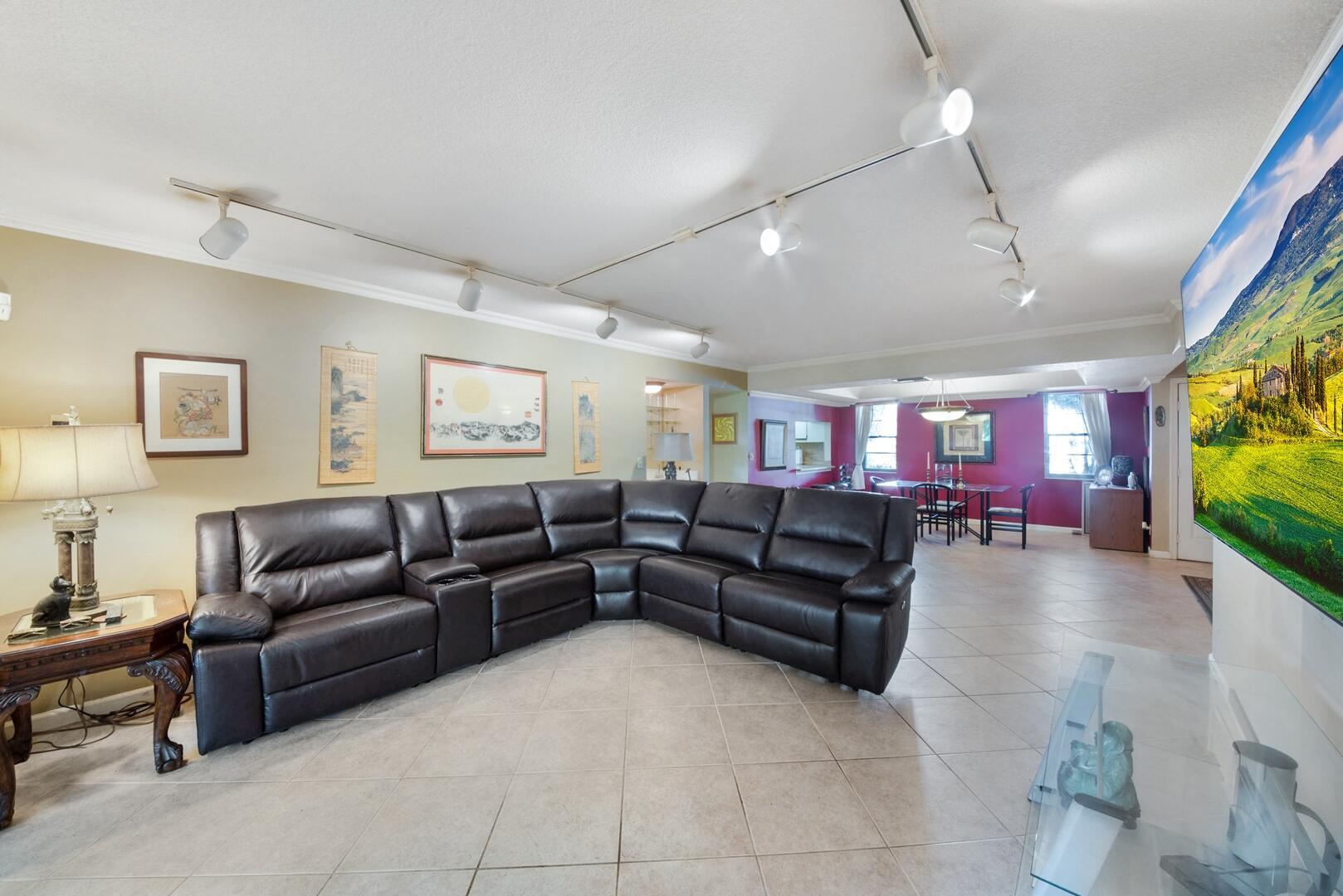 12524 Shoreline Drive 101