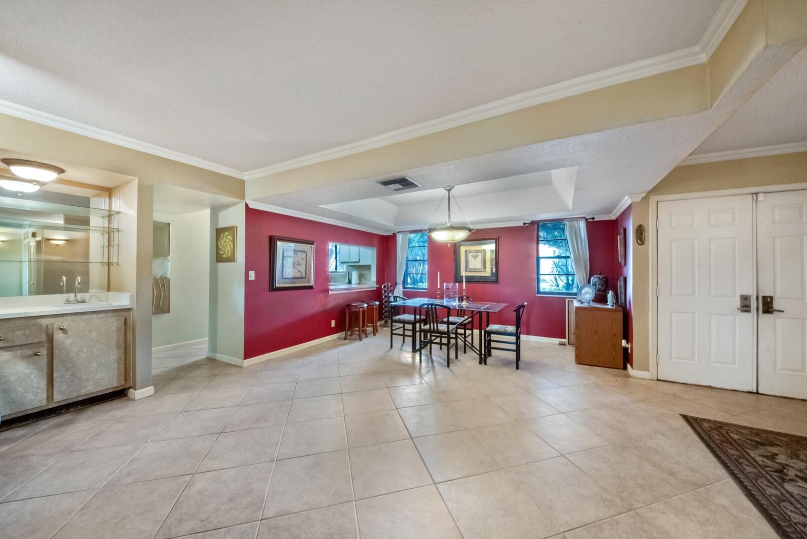 Properties 12524 Shoreline Drive 101