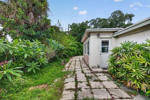 Tiny photo for 841 SW 18th Court, Fort Lauderdale, FL 33315 (MLS # B26035242)