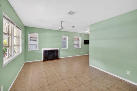 Tiny photo for 841 SW 18th Court, Fort Lauderdale, FL 33315 (MLS # B26035242)
