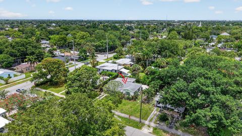 Tiny photo for 841 SW 18th Court, Fort Lauderdale, FL 33315 (MLS # B26035242)