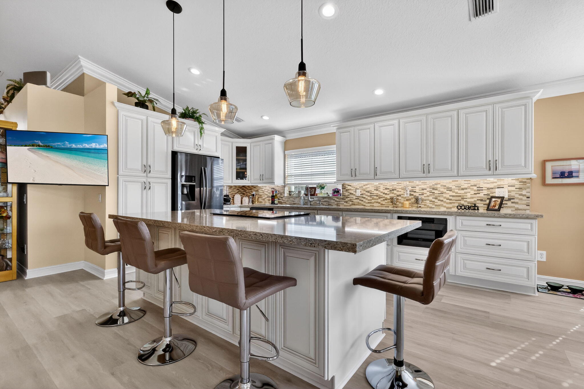 VALENCIA FALLS - Residential