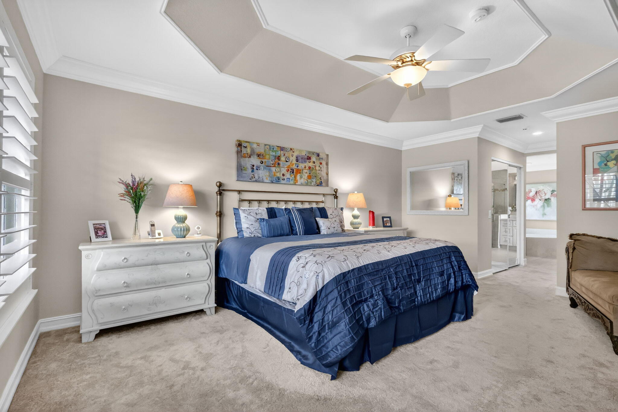 VALENCIA FALLS - Residential