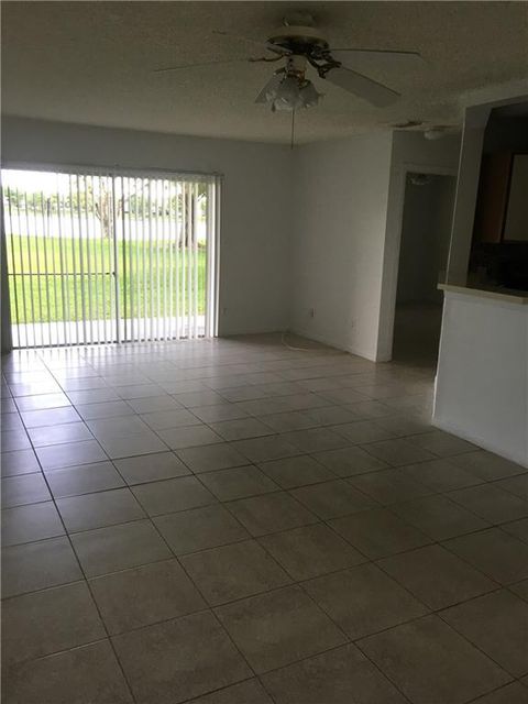 A home in Lauderdale Lakes