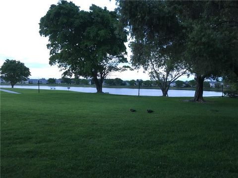 A home in Lauderdale Lakes