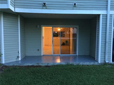 A home in Lauderdale Lakes