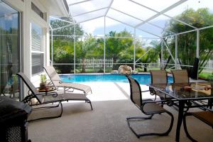 MAGNOLIA LAKES - Residential