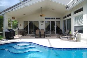 MAGNOLIA LAKES - Residential