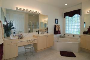 MAGNOLIA LAKES - Residential