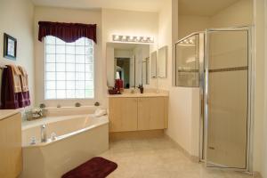 MAGNOLIA LAKES - Residential