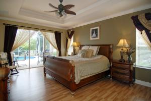 MAGNOLIA LAKES - Residential