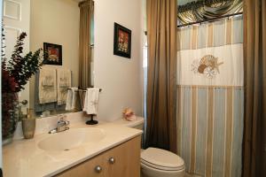 MAGNOLIA LAKES - Residential