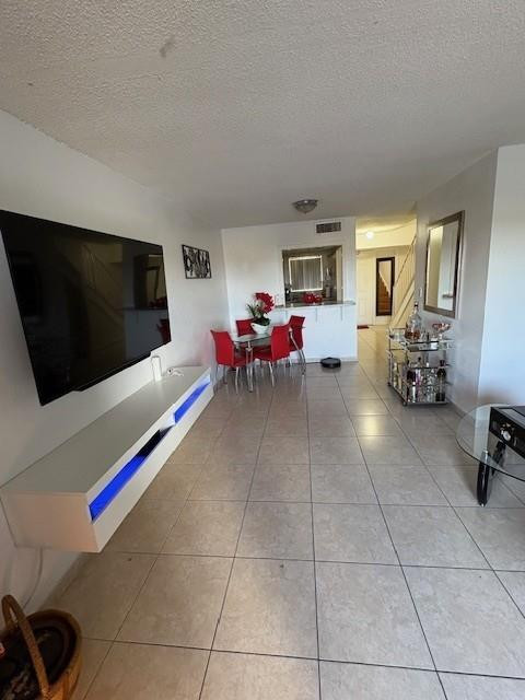 THE BEACH CLUB AT FONTAIN - Residential