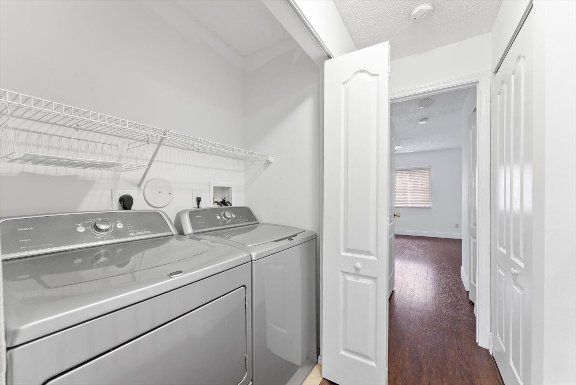 Victoria Isles - Residential