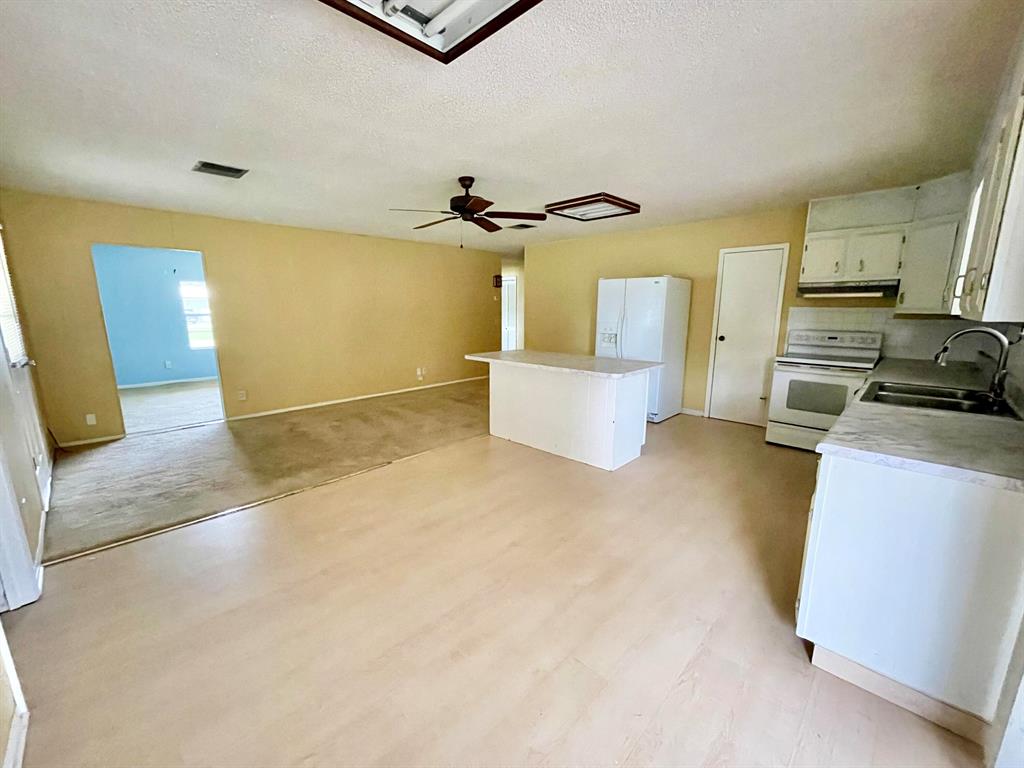 ST LUCIE SHORES SECTION-2 - Residential